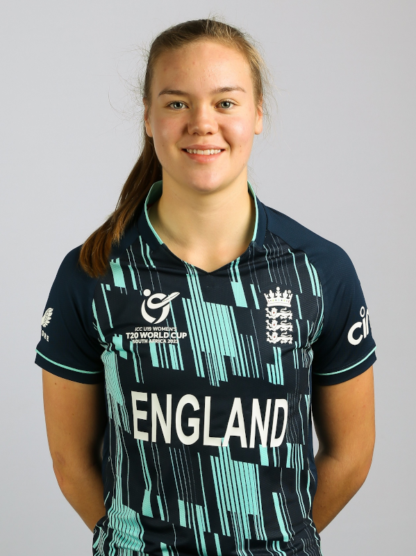 Alexa Stonehouse England U19 girls cricket